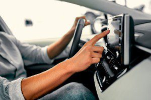 tracking device in vehicle